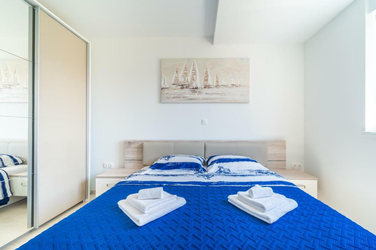 Apartment Maris Pula Exterior photo