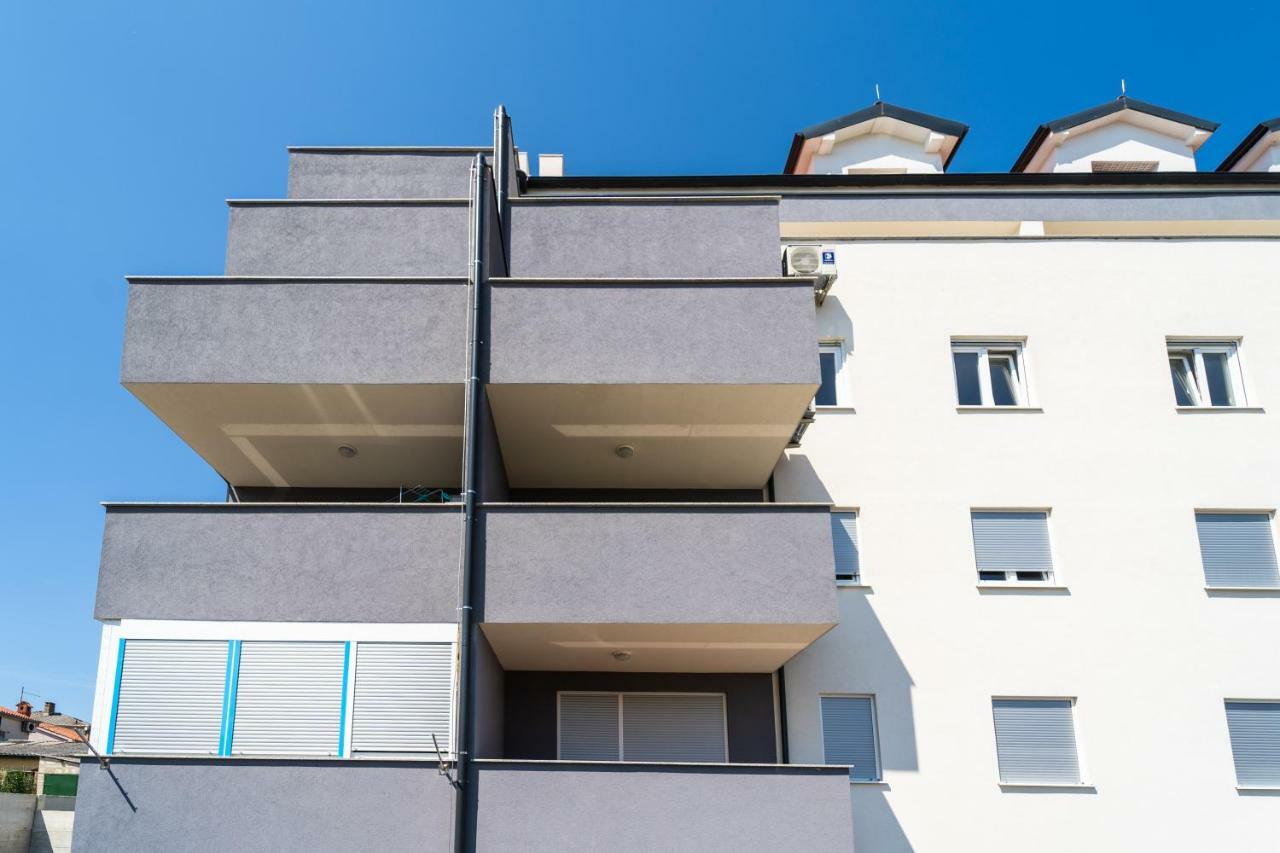 Apartment Maris Pula Exterior photo